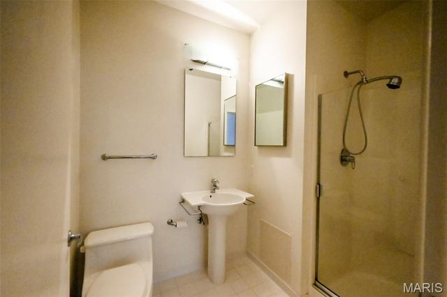 1010 Saint Charles Street 1002, St Louis, MO 63101