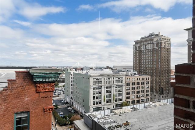 1010 Saint Charles Street 1002, St Louis, MO 63101