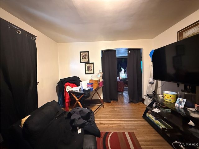 358 Newburgh Avenue, Buffalo, NY 14215