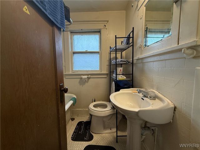 358 Newburgh Avenue, Buffalo, NY 14215