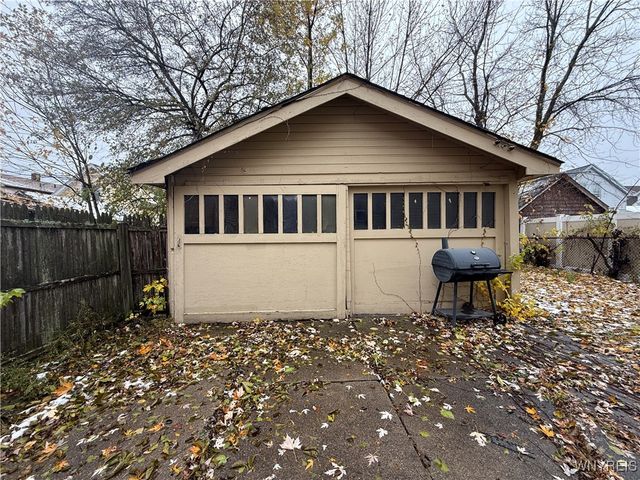 358 Newburgh Avenue, Buffalo, NY 14215
