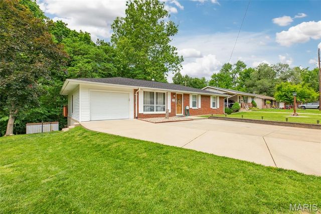 112 Portland Terrace, Collinsville, IL 62234