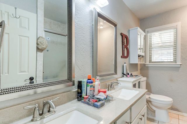 2503 N 2nd Street, Tahoka, TX 79373