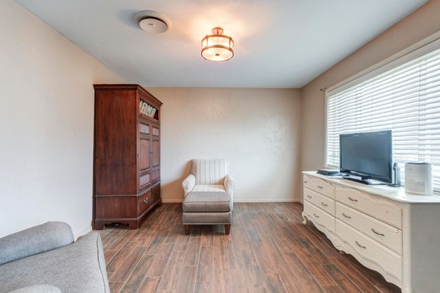 2503 N 2nd Street, Tahoka, TX 79373