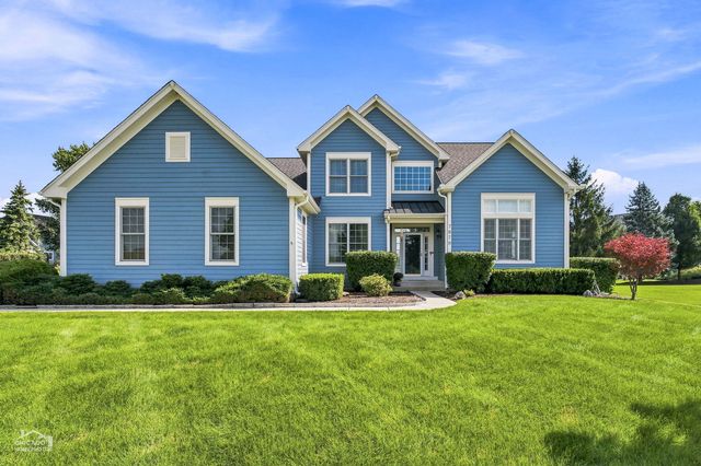 7878 Redtail Drive, Crystal Lake, IL 60014