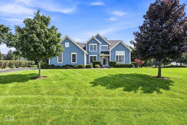7878 Redtail Drive, Crystal Lake, IL 60014