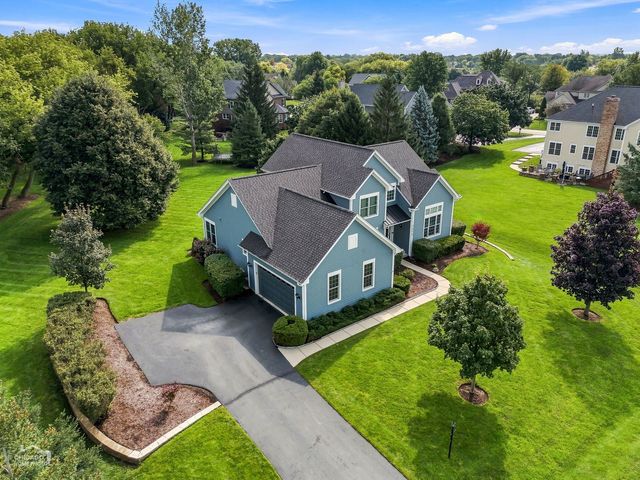 7878 Redtail Drive, Crystal Lake, IL 60014