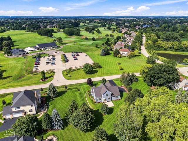7878 Redtail Drive, Crystal Lake, IL 60014