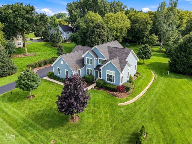 7878 Redtail Drive, Crystal Lake, IL 60014