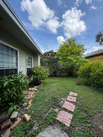 1001 Mourning Dove Lane, Wellington, FL 33414