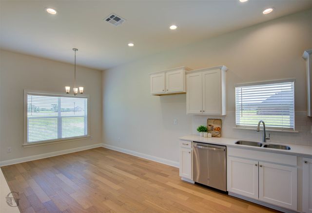 275 Ferry Lake Drive, Bossier City, LA 71111