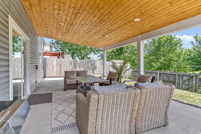 136 Baybrook Circle, Nicholasville, KY 40356