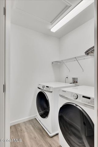 22 Stacey Way, North Greenbush, NY 12180