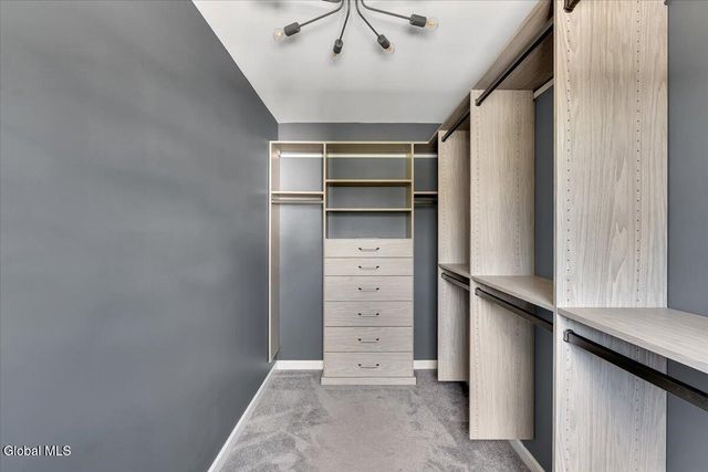 22 Stacey Way, North Greenbush, NY 12180