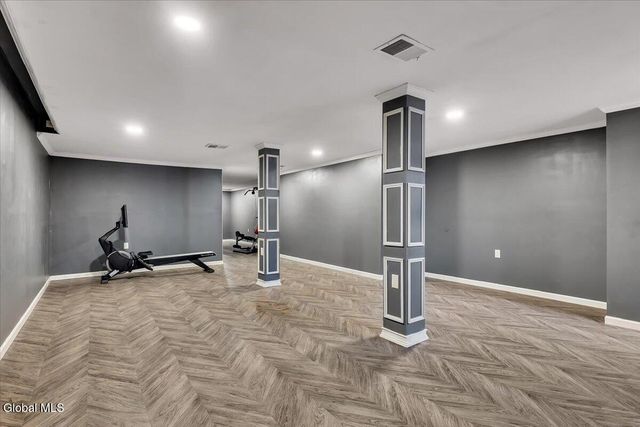 22 Stacey Way, North Greenbush, NY 12180