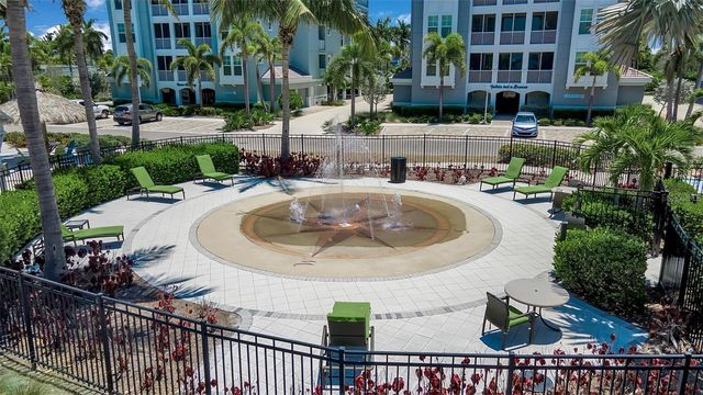 376 ARUBA CIRCLE 301, Bradenton, FL 34209