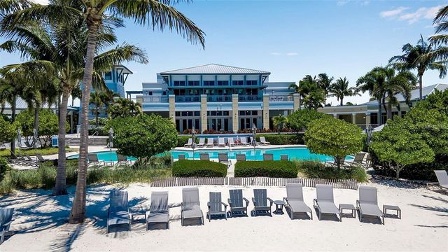 376 ARUBA CIRCLE 301, Bradenton, FL 34209