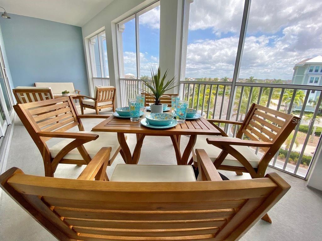 Image 19 of property listing at 376 ARUBA CIRCLE 301, Bradenton, FL 34209