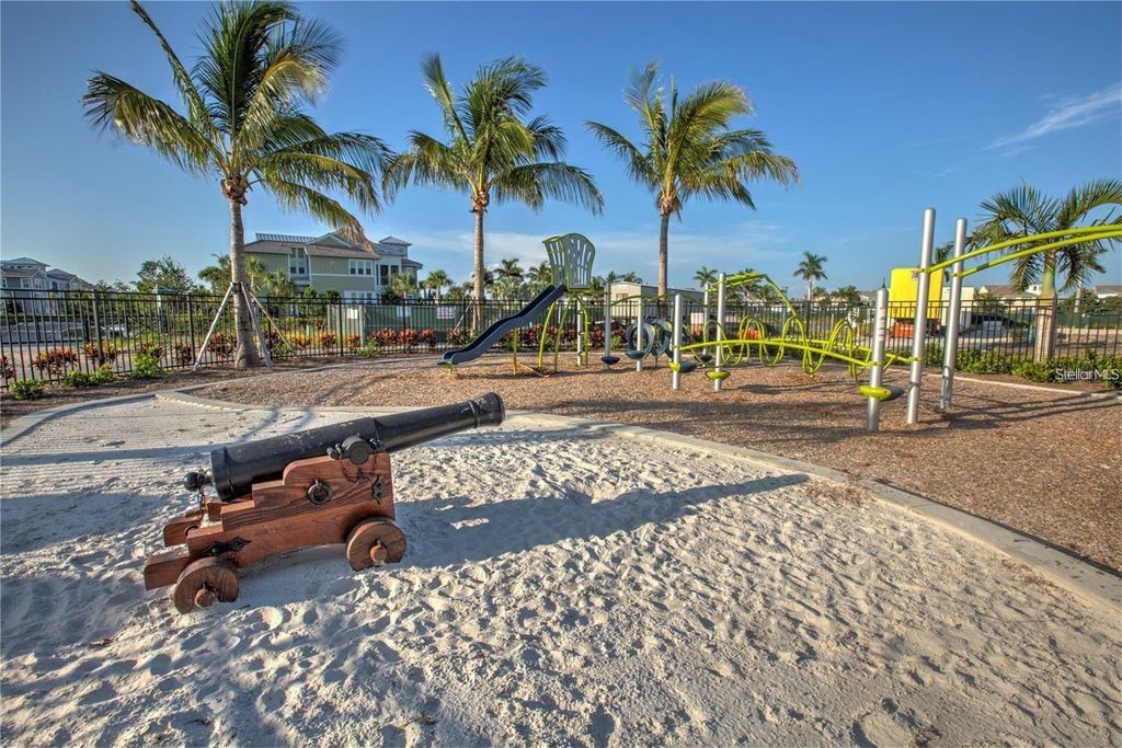 Image 50 of property listing at 376 ARUBA CIRCLE 301, Bradenton, FL 34209