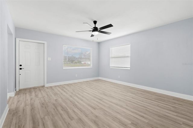 3921 W GRAY STREET, Tampa, FL 33609