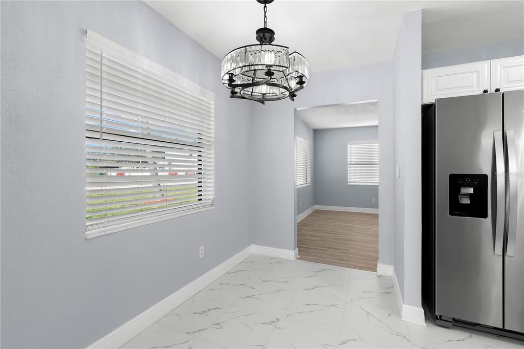 Image 6 of property listing at 3921 W GRAY STREET, Tampa, FL 33609