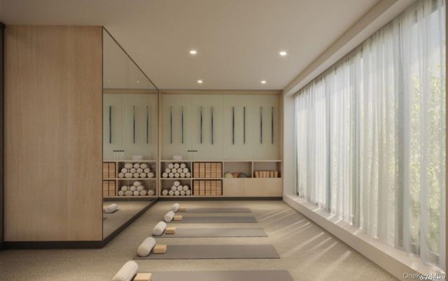 131-02A 40th Road 7I, Flushing, NY 11354