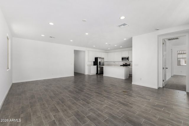 12385 W PARKWAY Lane, Avondale, AZ 85323