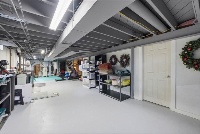 N75W6969 Linden STREET, Cedarburg, WI 53012