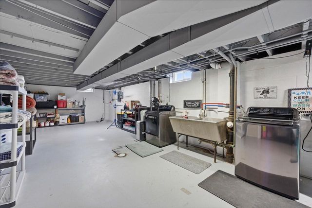 N75W6969 Linden STREET, Cedarburg, WI 53012