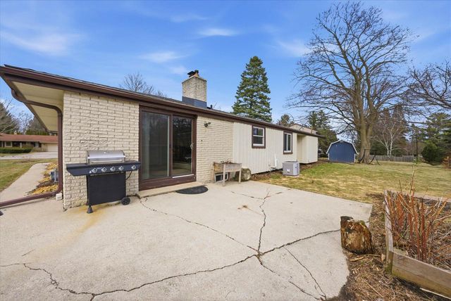N75W6969 Linden STREET, Cedarburg, WI 53012