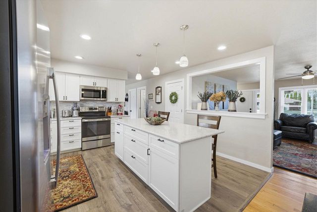 N75W6969 Linden STREET, Cedarburg, WI 53012