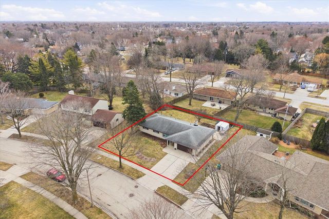 N75W6969 Linden STREET, Cedarburg, WI 53012