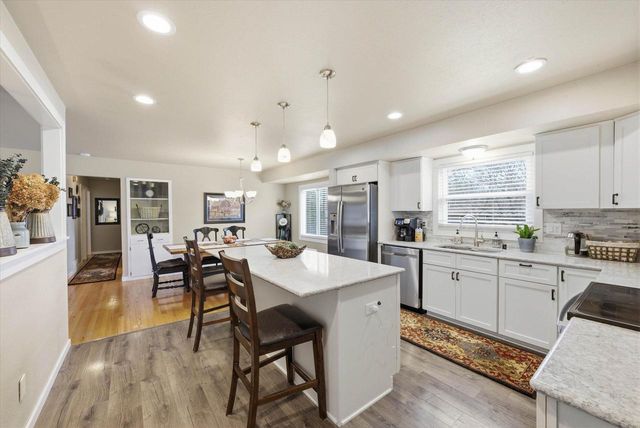 N75W6969 Linden STREET, Cedarburg, WI 53012