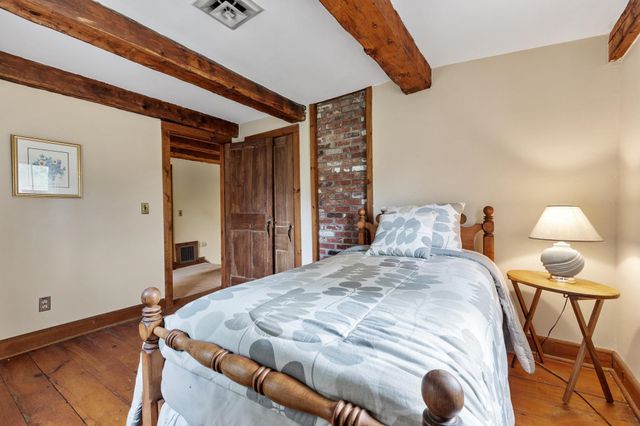 88 Post Road, North Hampton, NH 03862
