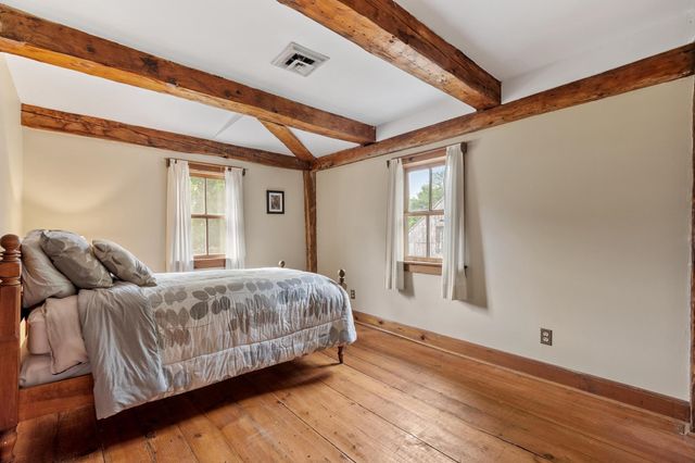 88 Post Road, North Hampton, NH 03862