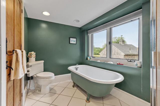 88 Post Road, North Hampton, NH 03862