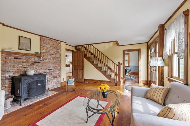 88 Post Road, North Hampton, NH 03862