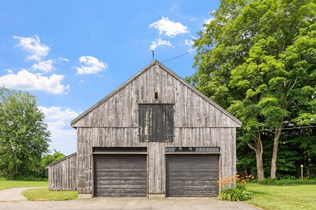 88 Post Road, North Hampton, NH 03862