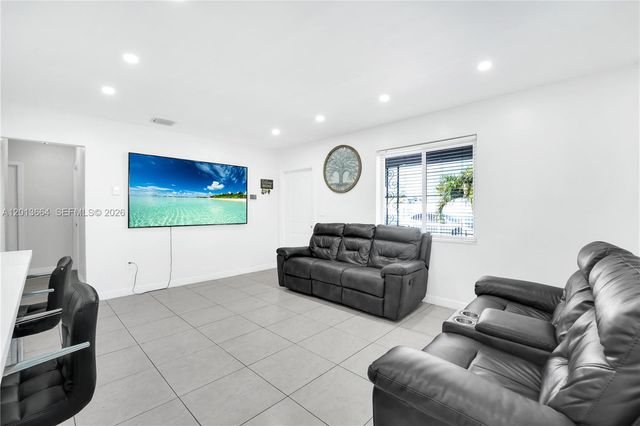 9425 NW 36th Avenue, Miami, FL 33147