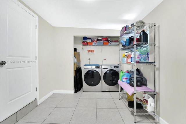 9425 NW 36th Avenue, Miami, FL 33147
