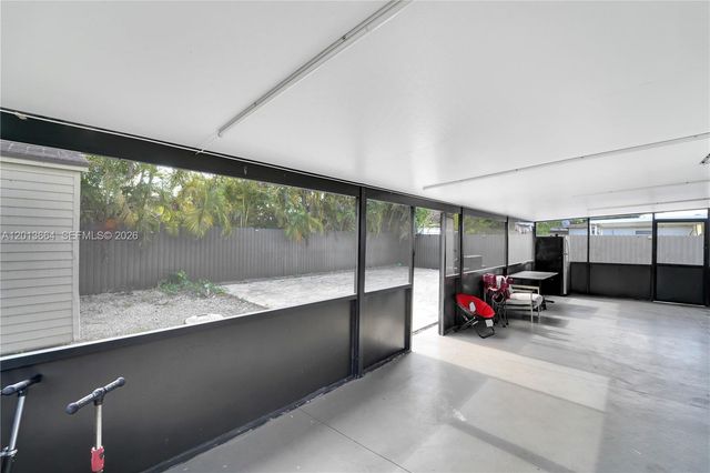 9425 NW 36th Avenue, Miami, FL 33147