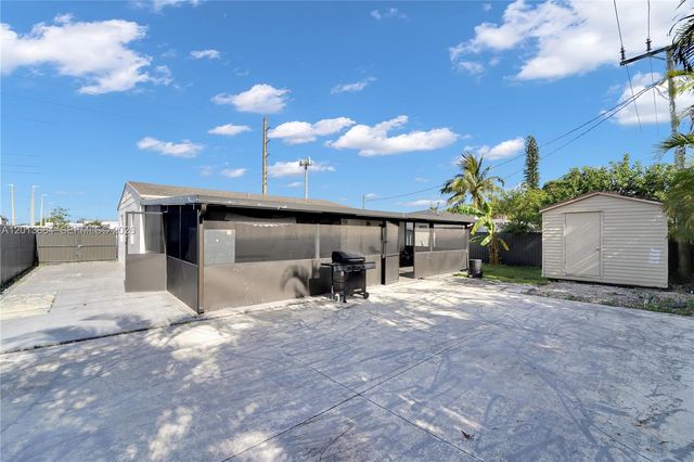 9425 NW 36th Avenue, Miami, FL 33147