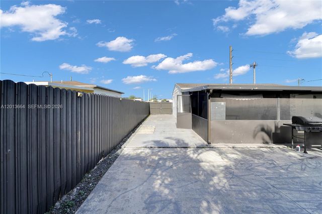 9425 NW 36th Avenue, Miami, FL 33147