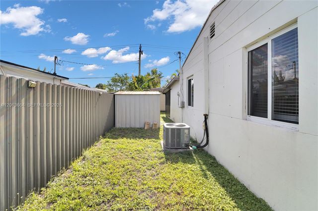 9425 NW 36th Avenue, Miami, FL 33147