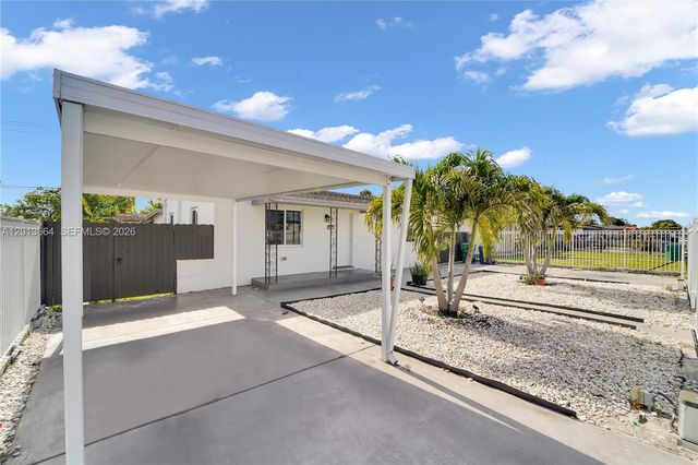 9425 NW 36th Avenue, Miami, FL 33147