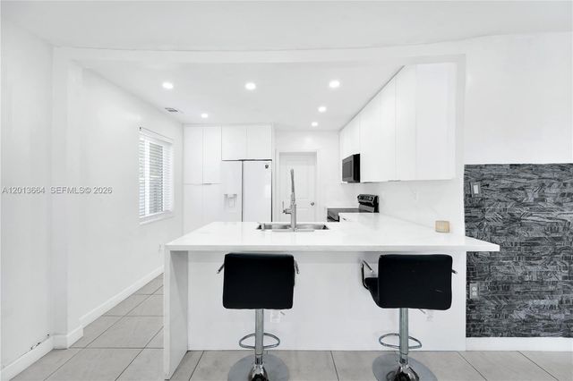 9425 NW 36th Avenue, Miami, FL 33147