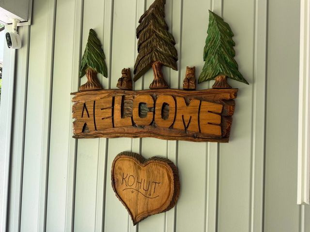 386 Howland Farm Road, Mount Holly, VT 05758