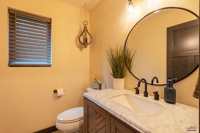 21120 GILDED MOUNTAIN RD, Lead, SD 57754