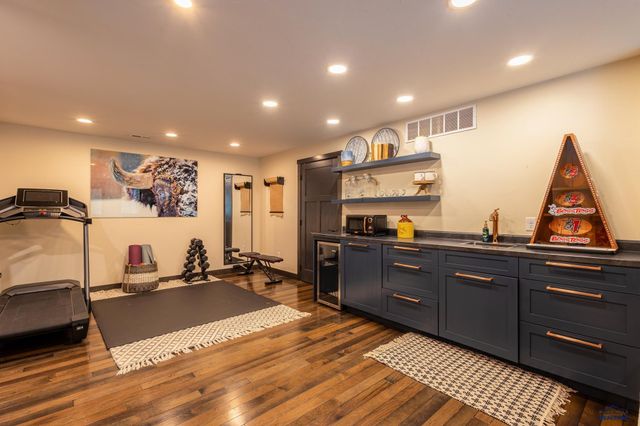 21120 GILDED MOUNTAIN RD, Lead, SD 57754