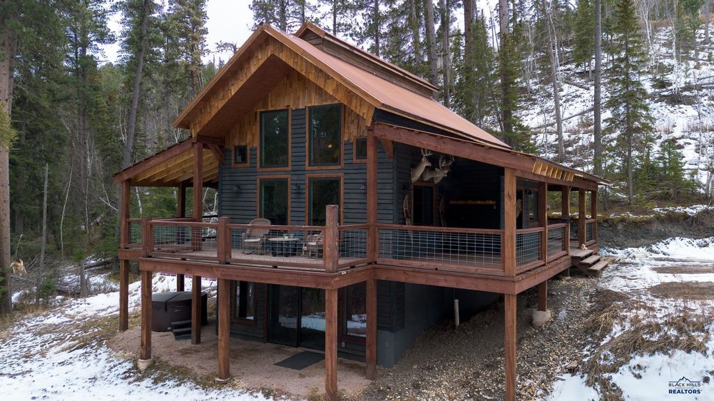 21120 GILDED MOUNTAIN RD, Lead, SD 57754